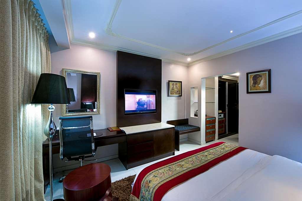 The Lilygate Lagos Chambre photo